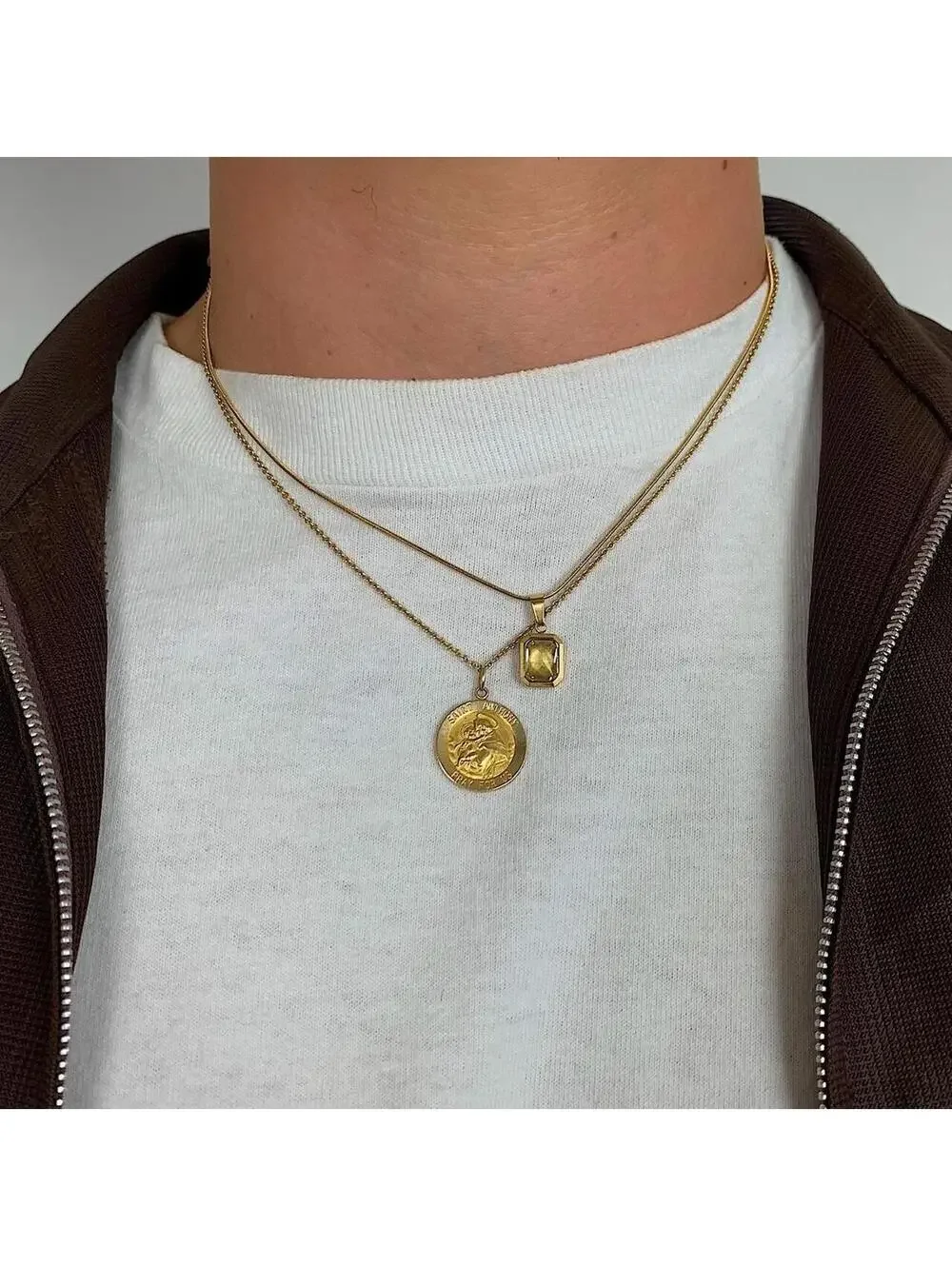 Vintage Classy Gold Rope Chain Bronze jewel opal pendant necklace. Gold Plated